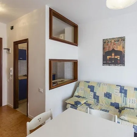 Hotel Apollo 3*